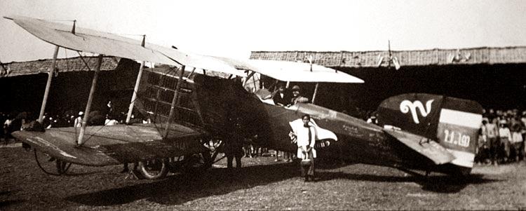 Name:  Flugzeug 1923 Chiang Mai.jpg
Hits: 189
Größe:  40,8 KB