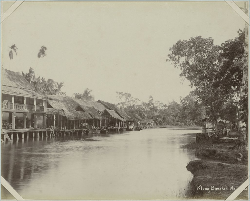Klicke auf die Grafik für eine größere Ansicht 

Name:	Khlong-Bangkok-1896-1.jpg 
Hits:	160 
Größe:	119,5 KB 
ID:	4669